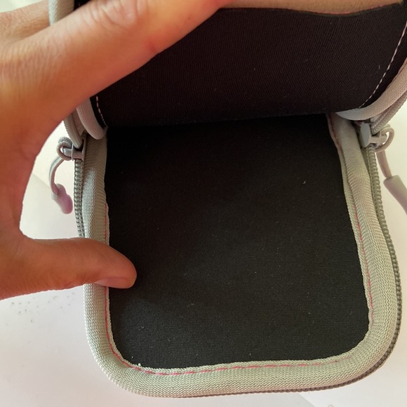 Fuchsia pink iPhone case for arm - Picture 3 of 5